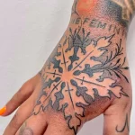 Фото тату снежинка 30,11,2021 - №0245 - snowflake tattoo - tatufoto.com