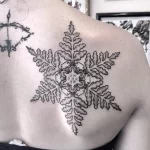 Фото тату снежинка 30,11,2021 - №0264 - snowflake tattoo - tatufoto.com
