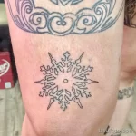 Фото тату снежинка 30,11,2021 - №0282 - snowflake tattoo - tatufoto.com