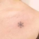 Фото тату снежинка 30,11,2021 - №0298 - snowflake tattoo - tatufoto.com