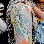 Фото тату снежинка 30,11,2021 - №0305 - snowflake tattoo - tatufoto.com