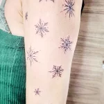 Фото тату снежинка 30,11,2021 - №0330 - snowflake tattoo - tatufoto.com