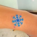 Фото тату снежинка 30,11,2021 - №0342 - snowflake tattoo - tatufoto.com