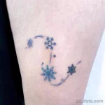 Фото тату снежинка 30,11,2021 - №0362 - snowflake tattoo - tatufoto.com