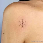 Фото тату снежинка 30,11,2021 - №0403 - snowflake tattoo - tatufoto.com