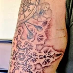 Фото тату снежинка 30,11,2021 - №0425 - snowflake tattoo - tatufoto.com