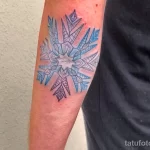 Фото тату снежинка 30,11,2021 - №0437 - snowflake tattoo - tatufoto.com