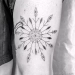 Фото тату снежинка 30,11,2021 - №0445 - snowflake tattoo - tatufoto.com