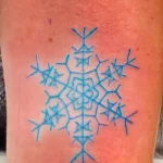 Фото тату снежинка 30,11,2021 - №0460 - snowflake tattoo - tatufoto.com