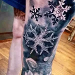 Фото тату снежинка 30,11,2021 - №0469 - snowflake tattoo - tatufoto.com