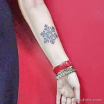 Фото тату снежинка 30,11,2021 - №0533 - snowflake tattoo - tatufoto.com