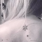 Фото тату снежинка 30,11,2021 - №0547 - snowflake tattoo - tatufoto.com