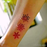Фото тату снежинка 30,11,2021 - №0555 - snowflake tattoo - tatufoto.com