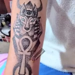 Пример рисунка тату с Богом Анубисом 30.12.2021 №0472 - tattoo anubis - tatufoto.com