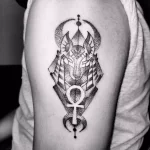 Пример рисунка тату с Богом Анубисом 30.12.2021 №1515 - tattoo anubis - tatufoto.com