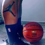 Фото баскетбольного рисунка тату 20.12.2021 №0115 - basketball tattoo - tatufoto.com