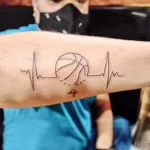Фото баскетбольного рисунка тату 20.12.2021 №0160 - basketball tattoo - tatufoto.com