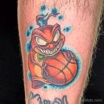 Фото баскетбольного рисунка тату 20.12.2021 №0544 - basketball tattoo - tatufoto.com