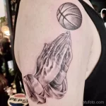 Фото баскетбольного рисунка тату 20.12.2021 №0750 - basketball tattoo - tatufoto.com