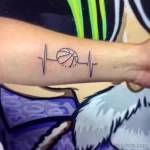 Фото баскетбольного рисунка тату 20.12.2021 №1177 - basketball tattoo - tatufoto.com