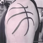 Фото баскетбольного рисунка тату 20.12.2021 №1396 - basketball tattoo - tatufoto.com