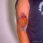 Фото баскетбольного рисунка тату 20.12.2021 №1686 - basketball tattoo - tatufoto.com