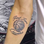 Фото баскетбольного рисунка тату 20.12.2021 №1884 - basketball tattoo - tatufoto.com