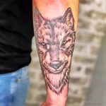 Фото пример рисунка тату с волком 16.12.2021 №0400 - Wolf tattoo - tatufoto.com