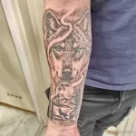 Фото пример рисунка тату с волком 16.12.2021 №0426 - Wolf tattoo - tatufoto.com