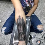 Фото рисунка тату волк и лес 16.12.2021 №0010 - Wolf tattoo - tatufoto.com