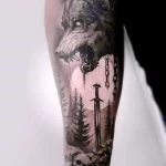 Фото рисунка тату волк и луна 16.12.2021 №0013 - Wolf tattoo - tatufoto.com
