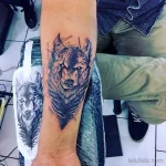 Фото рисунка тату волк мужская 16.12.2021 №0008 - Wolf tattoo - tatufoto.com