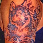 Фото рисунка тату волк мужская 16.12.2021 №0053 - Wolf tattoo - tatufoto.com