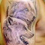 Фото рисунка тату волк на руке 16.12.2021 №0003 - Wolf tattoo - tatufoto.com
