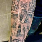 Фото рисунка тату волк на руке 16.12.2021 №0022 - Wolf tattoo - tatufoto.com