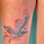 Фото тату пингвин 06,12,2021 - №329 - penguin tattoo - tatufoto.com