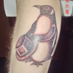 Фото тату пингвин 06,12,2021 - №497 - penguin tattoo - tatufoto.com