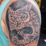 Фото тату сова с черепом 13,12,2021 - №050 - Owl Tattoo With Skull - tatufoto.com