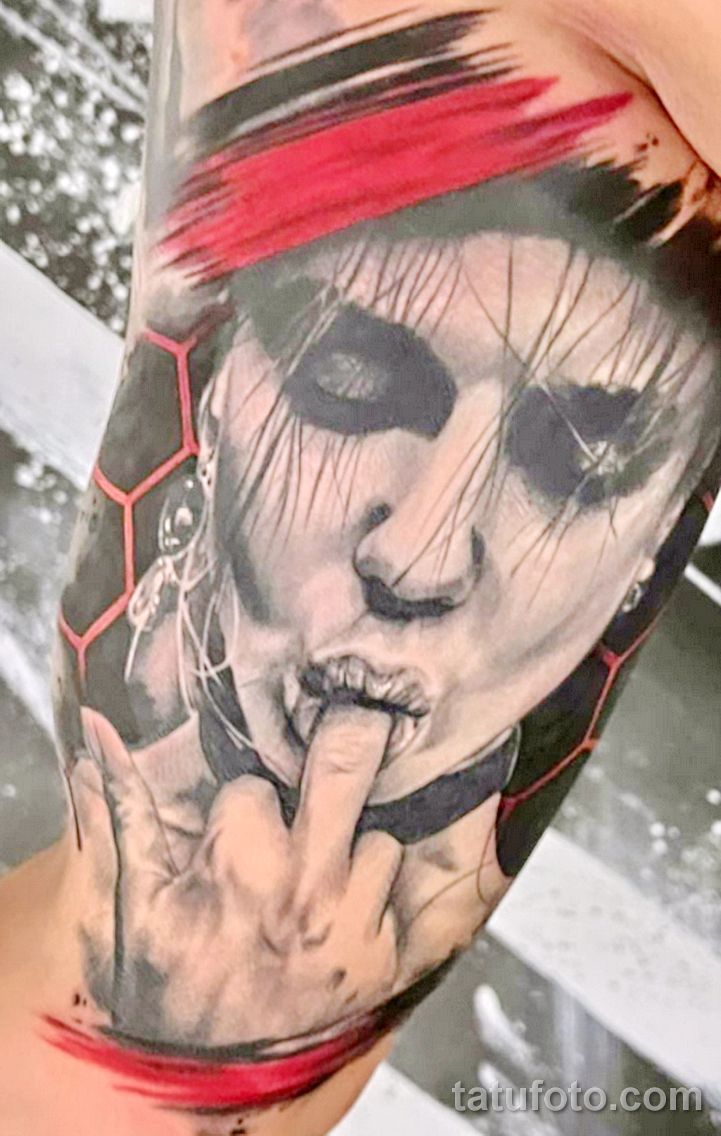интересный вариант татуиро 05,12,2021 - №001 - interesting tattoo option - tatufoto.com