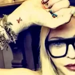 новая татуировка Мадонны на иврите - фото для статьи 06122021 tatufoto.com 6