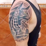 тату анубис на плече 30.12.2021 №0007 - anubis tattoo on shoulder - tatufoto.com