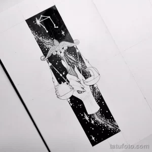 Эскиз татуировки Весы с изображением чаш весов на фоне звездного неба. Черно-белый рисунок, выполненный в детализированном стиле.