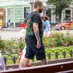 Парень с тату девушка и парусник внизу ног 15 - Уличная тату (street tattoo) от tatufoto.com 0766