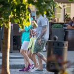 Тату портрет пса внизу ноги мужчины и тату рукав на руке 04 - Уличная тату (street tattoo) от tatufoto.com 1058