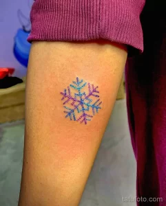 Фото тату к рождеству и новому году 07.01.22 №0512 - tattoo for christmas tatufoto.com