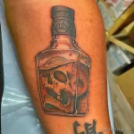 Тату с напитком Виски 12.02.22 №0124 - whiskey tattoo tatufoto.com