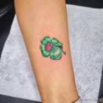 Фото тату Божья Коровка 17.02.22 №0009 - tattoo Ladybug tatufoto.com