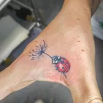 Фото тату Божья Коровка 17.02.22 №0029 - tattoo Ladybug tatufoto.com
