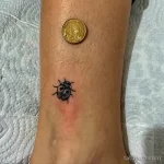 Фото тату Божья Коровка 17.02.22 №0035 - tattoo Ladybug tatufoto.com