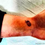 Фото тату Божья Коровка 17.02.22 №0055 - tattoo Ladybug tatufoto.com